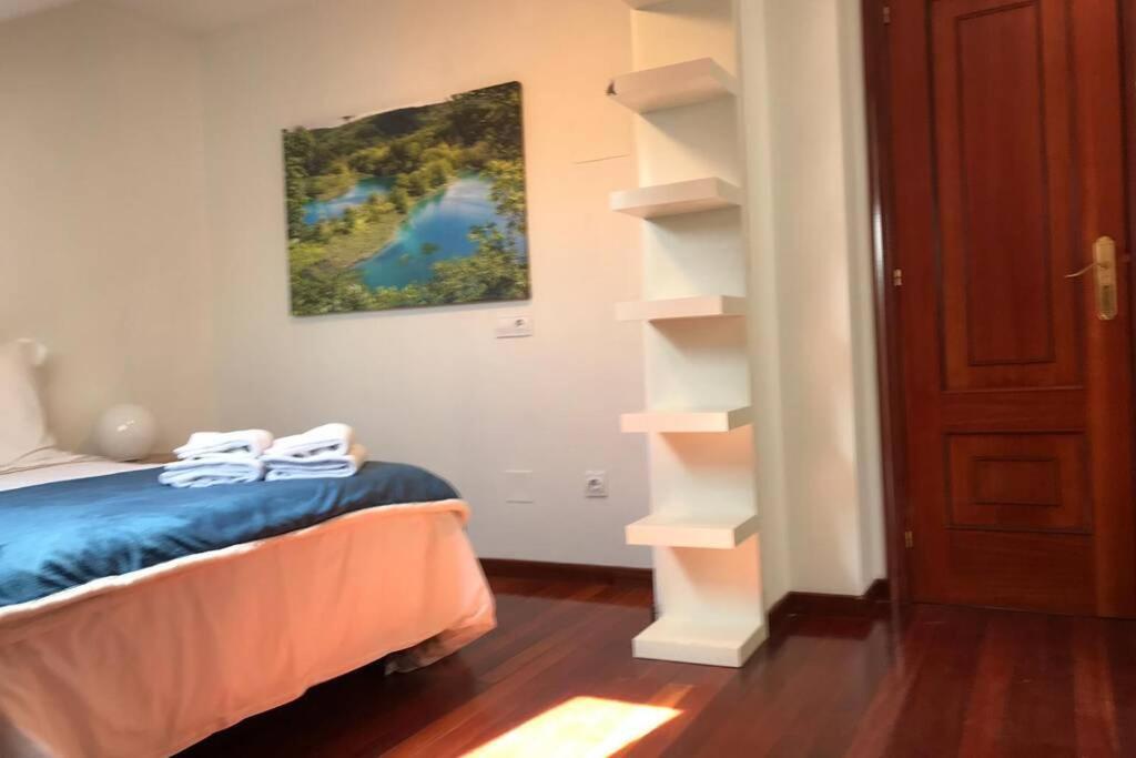Magnifica Casa Con Garaje Muy Bien Comunicada Διαμέρισμα Σαντιάγο ντε Κομποστέλα Εξωτερικό φωτογραφία