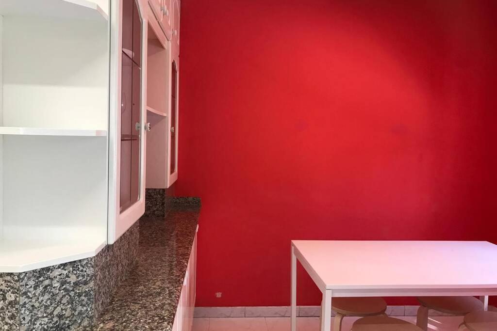 Magnifica Casa Con Garaje Muy Bien Comunicada Διαμέρισμα Σαντιάγο ντε Κομποστέλα Εξωτερικό φωτογραφία